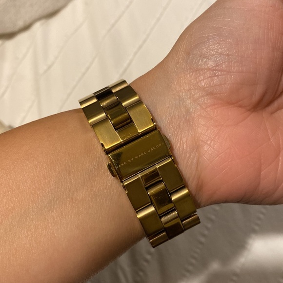 Marc by Marc Jacobs Watch - Picture 2 of 2